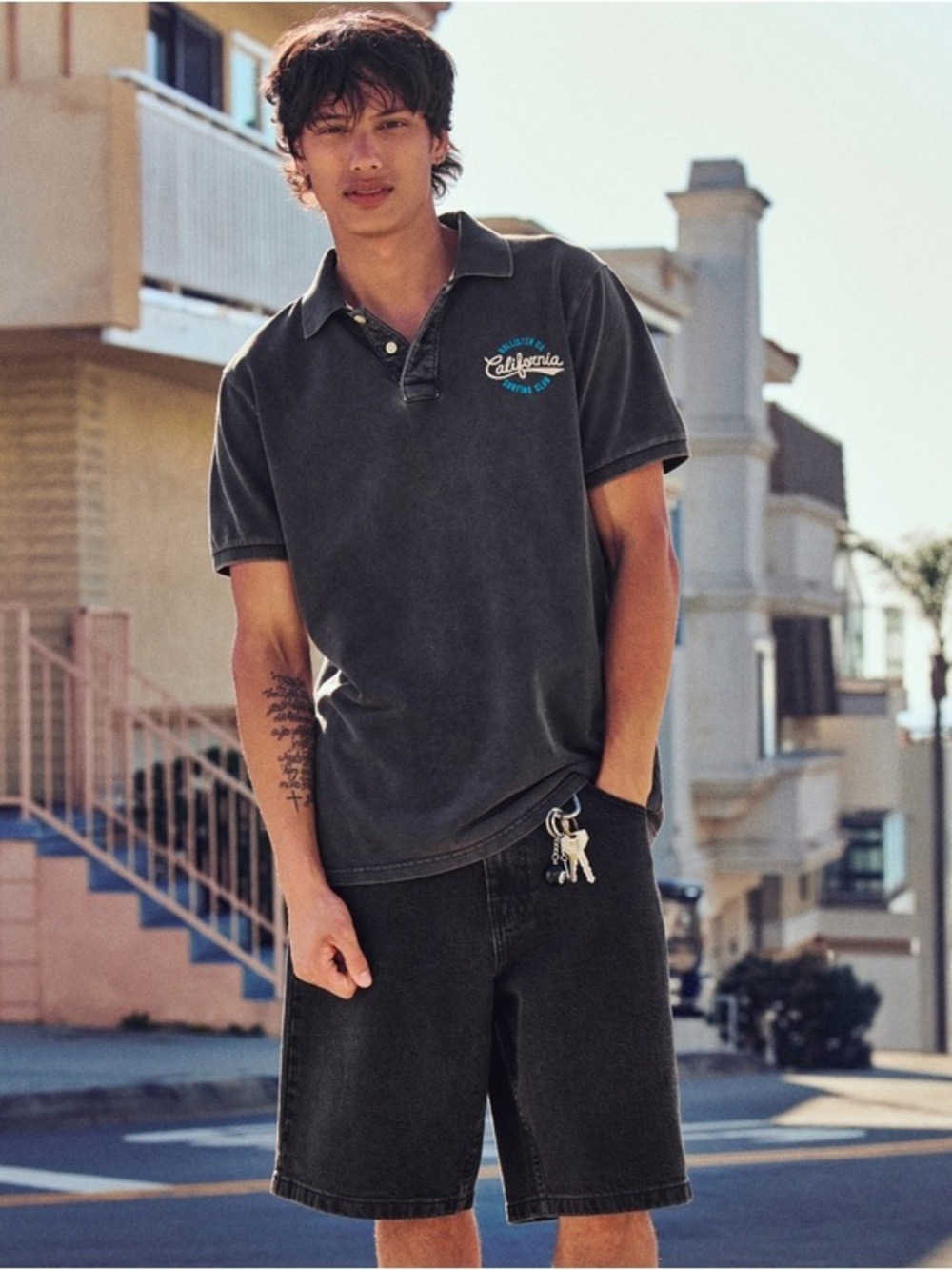 Hollister California Logo Graphic Polo Short Sleeve Washed Black